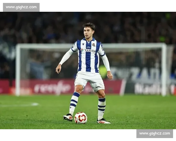 苏比门迪抵伦敦！阿森纳 6600 万欧签皇社铁腰，转会即将官宣